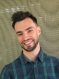 Ettienne L Botha